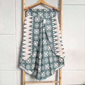 Rok Lilit Bunga Hijau Mint